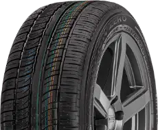 Zbliżenie bieżnika Pirelli SCORPION ZERO ASIMMETRICO