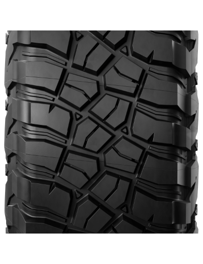 BFGoodrich Mud Terrain T/A KM3 255/70 R16 120/117 Q POR