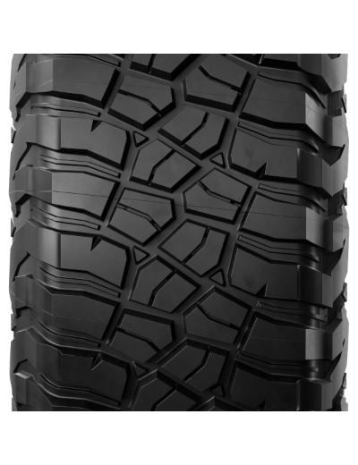 BFGoodrich Mud Terrain T/A KM3 315/70 R17 121 Q POR