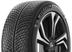 Zbliżenie bieżnika Michelin Pilot Alpin 5 SUV