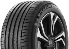 Zbliżenie bieżnika Michelin Pilot Sport 4 SUV 235/50R19