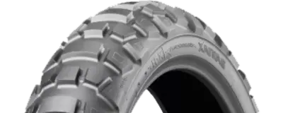 Zbliżenie bieżnika Bridgestone Battlax Adventurecross AX41 100/90-18 56 P Przód TL