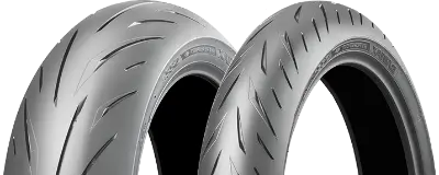 Zbliżenie bieżnika Bridgestone Battlax Hypersport S22 120/70ZR17 (58 W) Przód TL