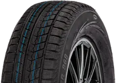 Zbliżenie bieżnika Roadmarch SnowRover 868 245/65R17