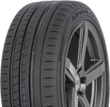 Zbliżenie bieżnika Yokohama Advan Sport V107 255/35 R20 97 Y XL, RPB, ZR