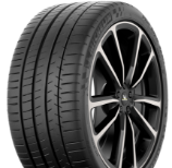 Zbliżenie bieżnika Michelin Pilot Super Sport 305/35 R22 110 Y XL, ZR