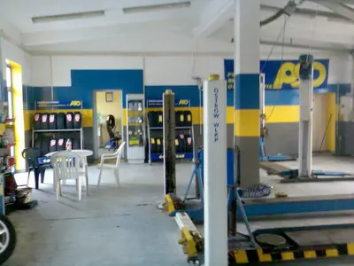 Mechanika Samochodowa i Serwis ogumienia  Adrian Tomaś