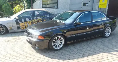 SIX85